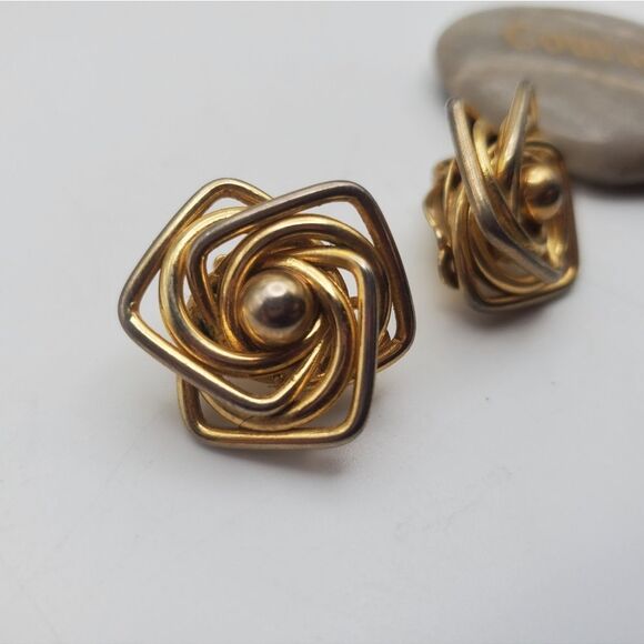 Flower celtic knot clip on‎ earrings vintage estate find jewelry - Picture 3 of 3